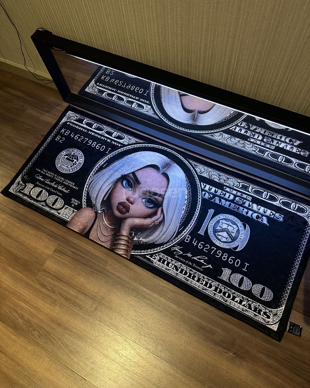 Pretty Dollar X Özel Tasarım Kaymaz Taban Halı