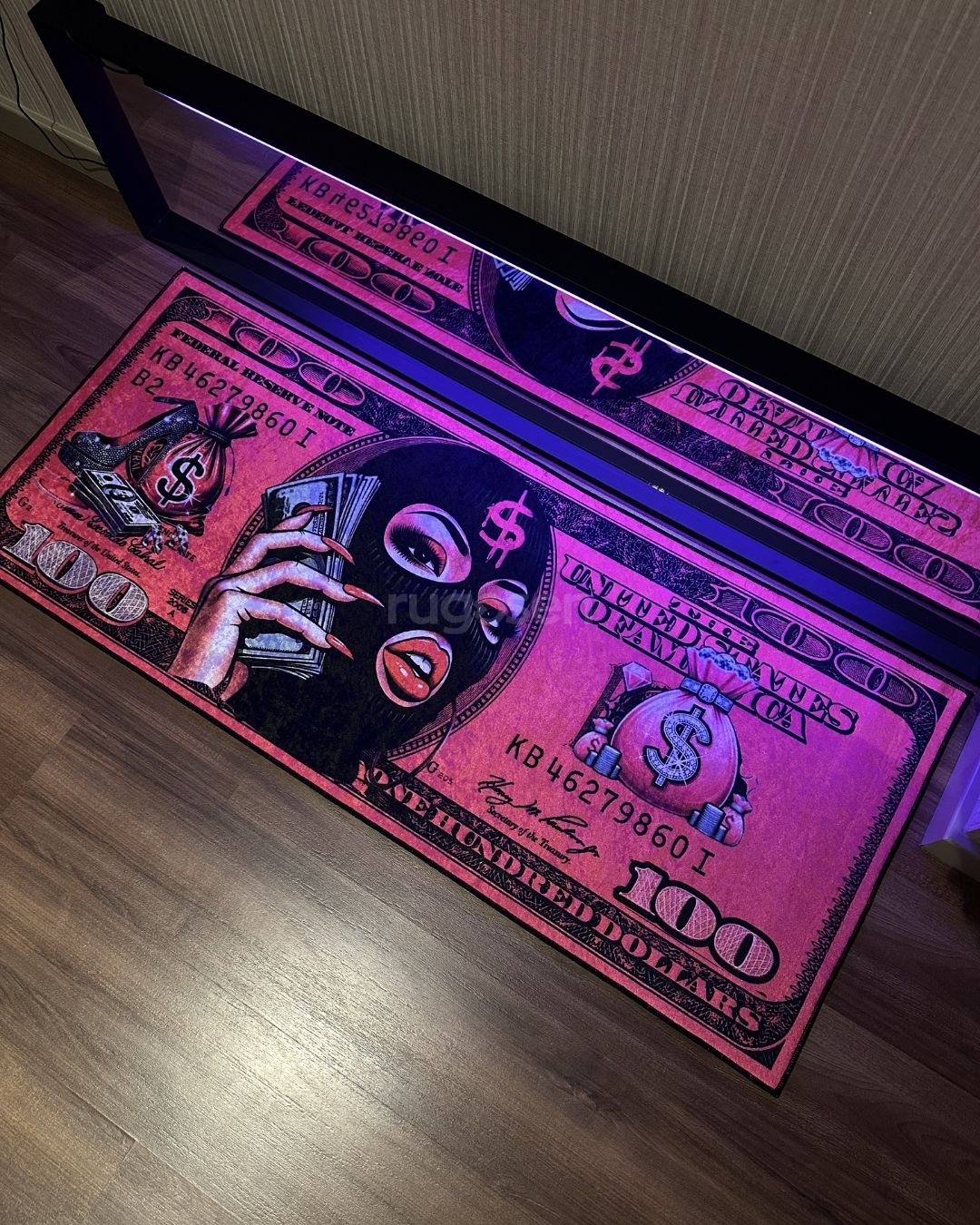 Dollar Diva X Özel Tasarım Kaymaz Taban Halı