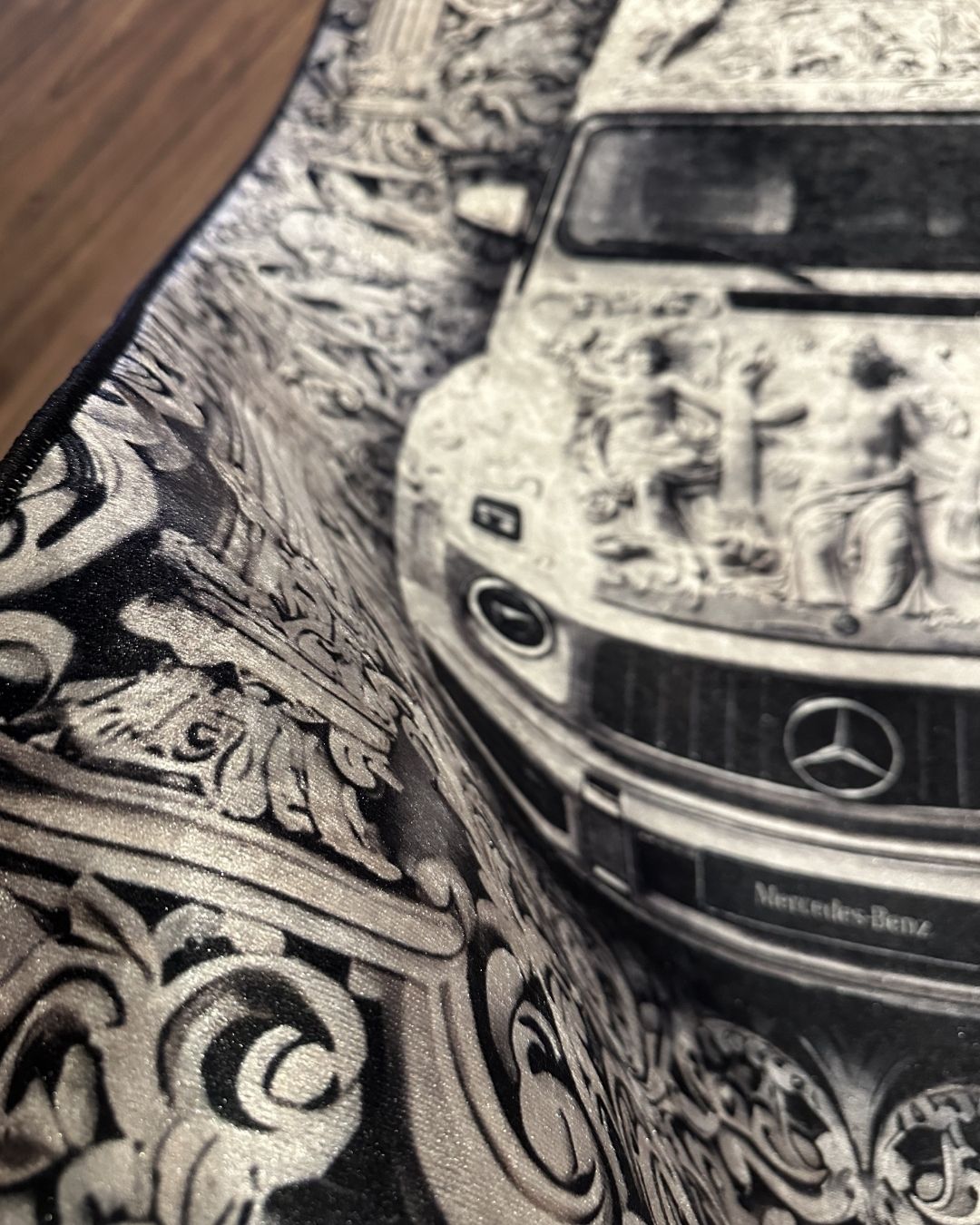 Mercedes Concept X Antique - Heykel Motifli Halı