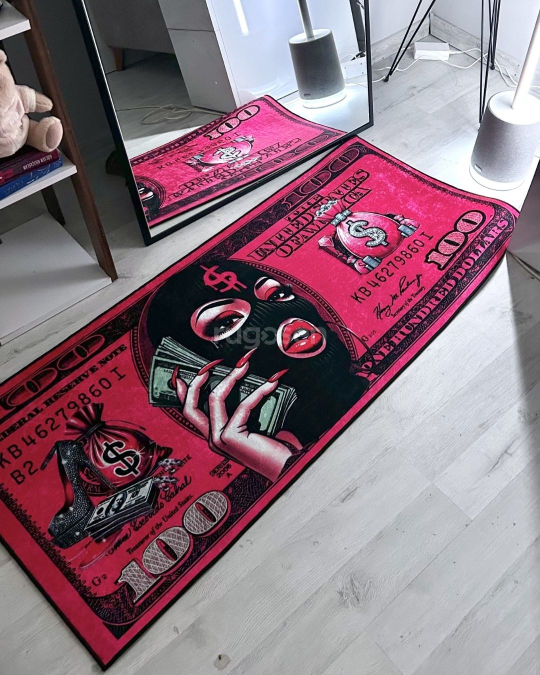 Dollar Diva  X Özel Tasarım Kaymaz Taban Halı