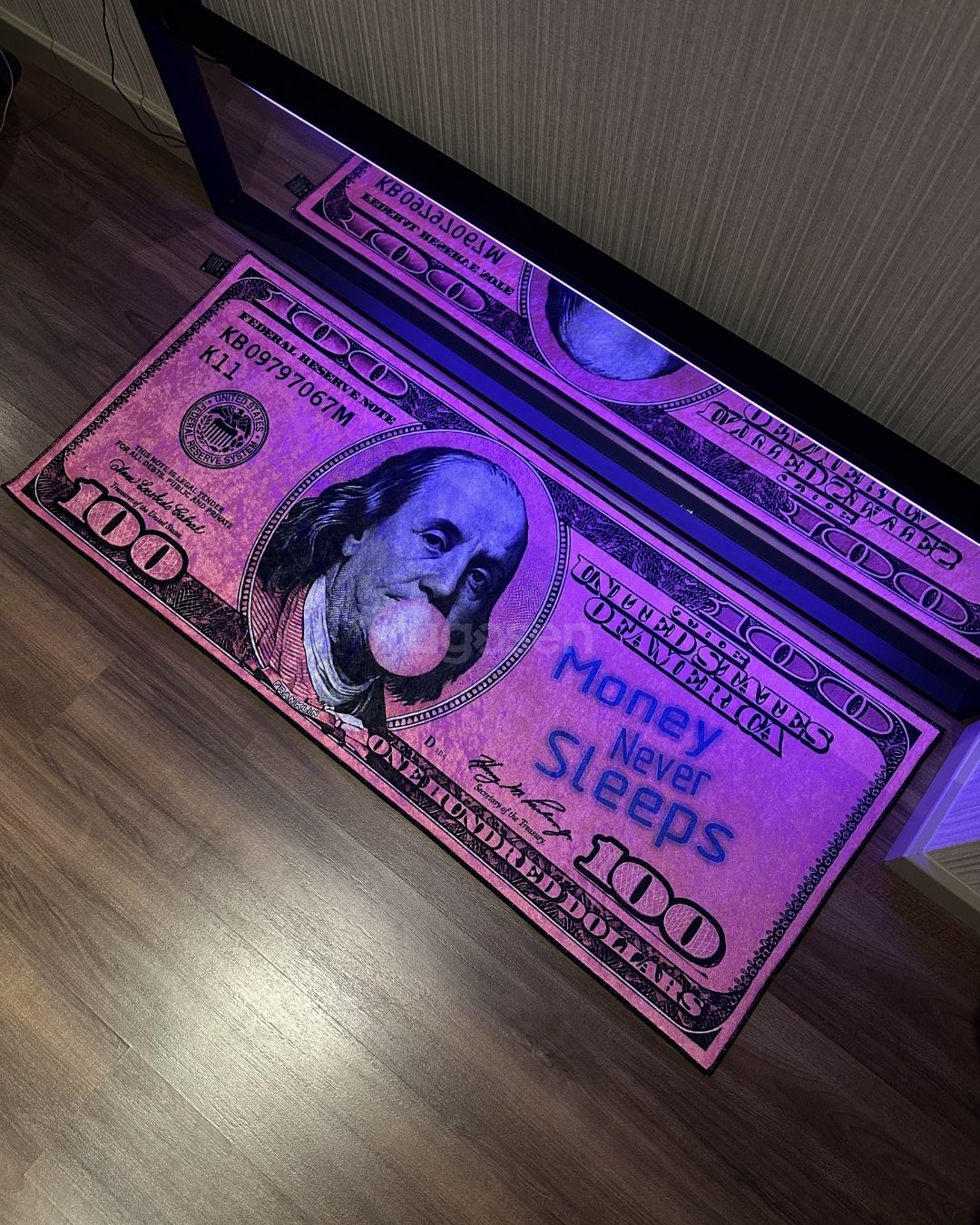 Pink Dollar X Özel Tasarım Kaymaz Taban Halı