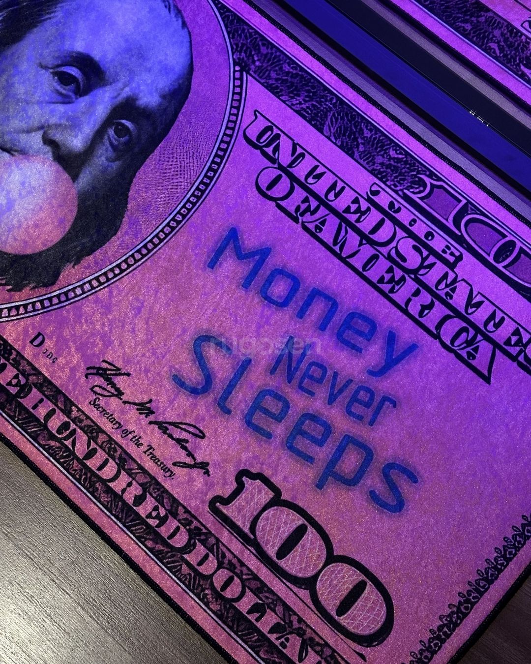 Pink Dollar X Özel Tasarım Kaymaz Taban Halı