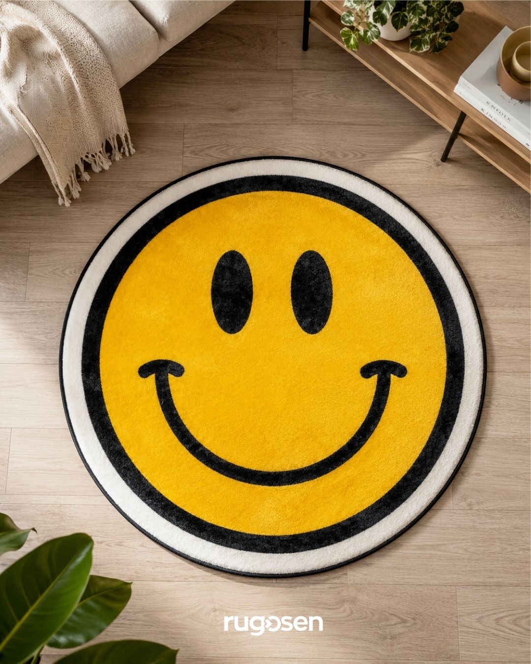 Smile – Parlak Kadife Yüzey & Kaymaz Taban Halı