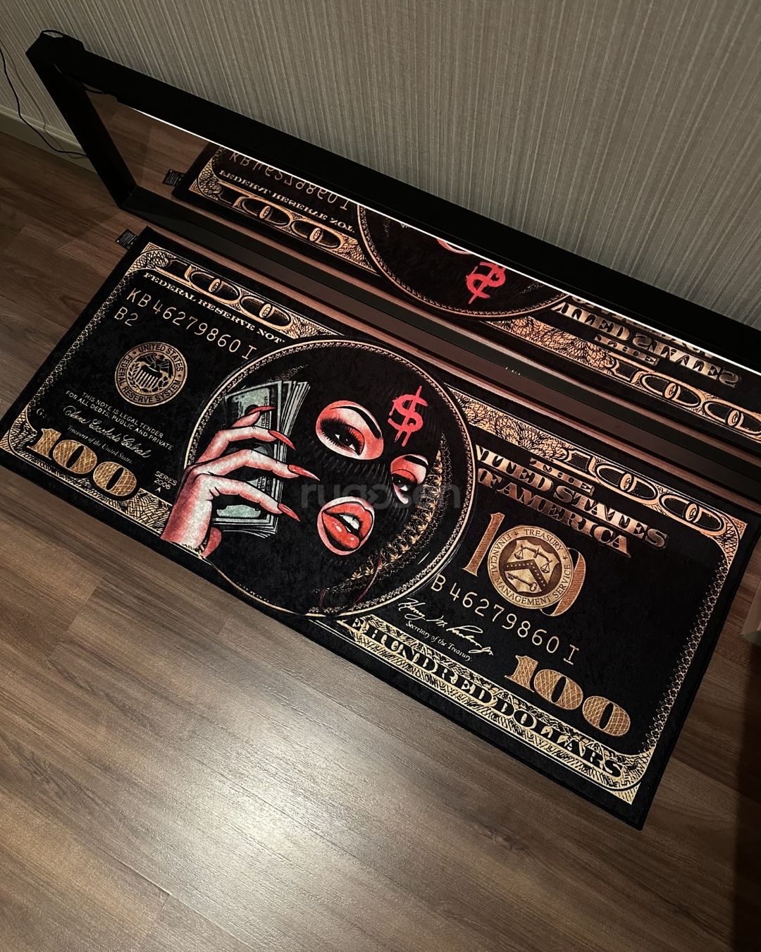 Lady Dollar X Özel Tasarım Kaymaz Taban Halı