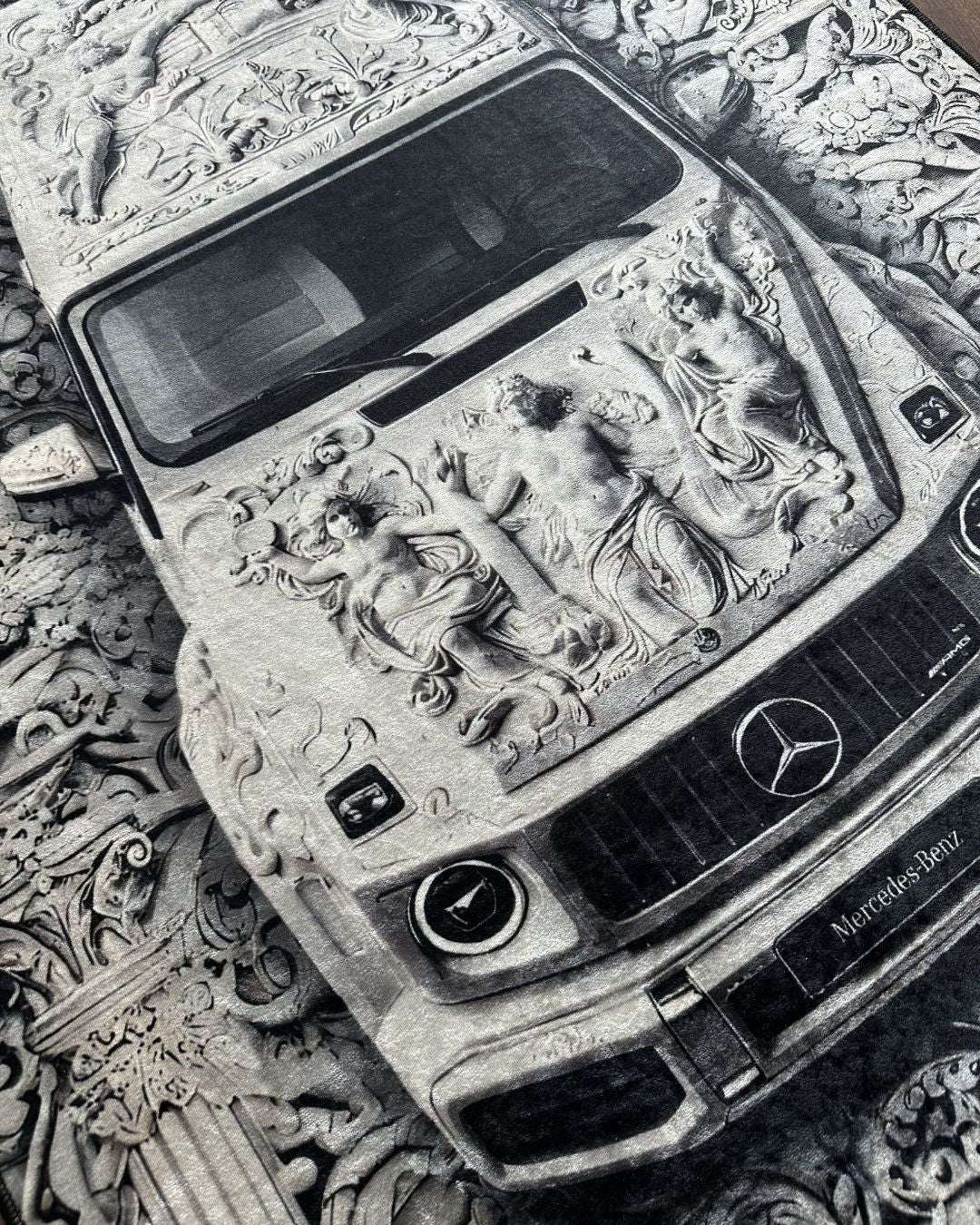 Mercedes Concept X Antique - Heykel Motifli Halı